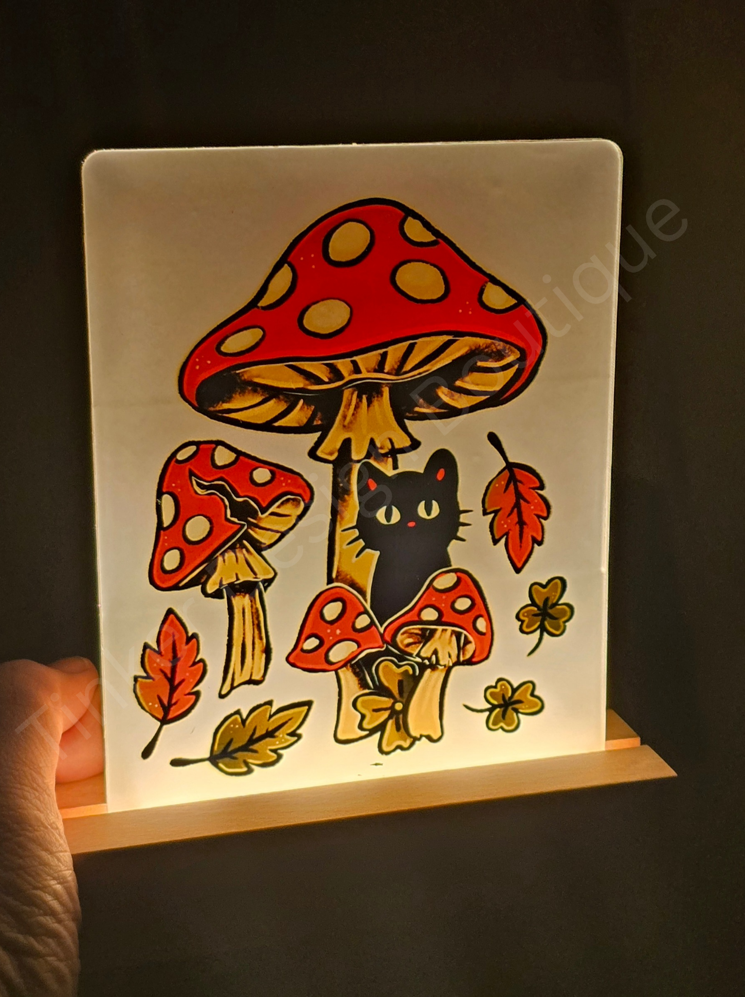 Mushroom kitty nightlight